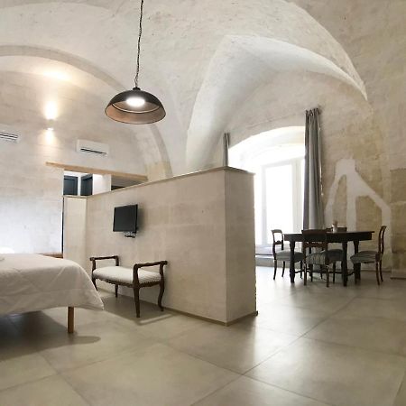 Palazzo Enselmi Apartment มาเตรา ภายนอก รูปภาพ